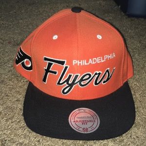 Mitchell & Ness Philadelphia Flyers SnapBack hat